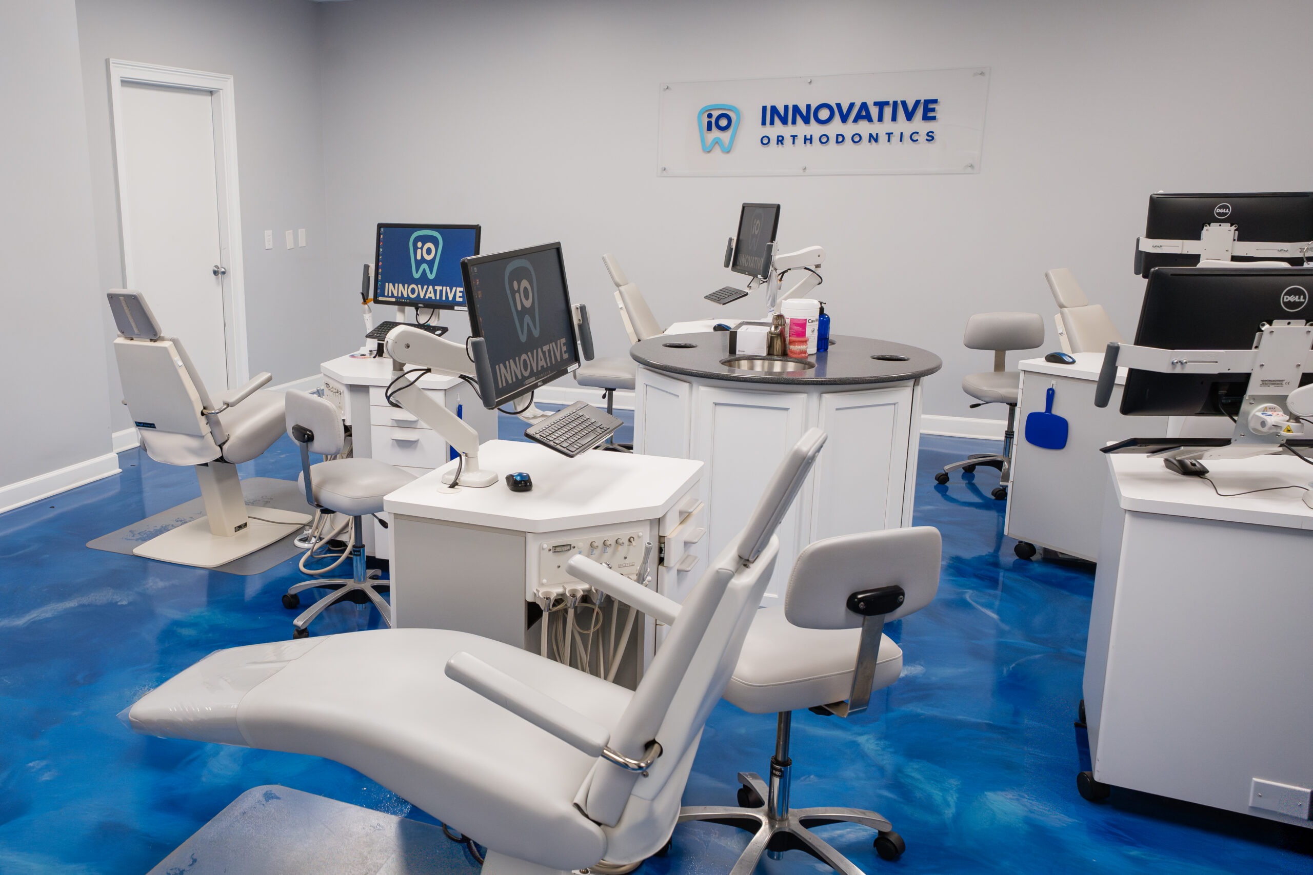 Treatment bay with orthodontic chairs at Innovative Orthodontics